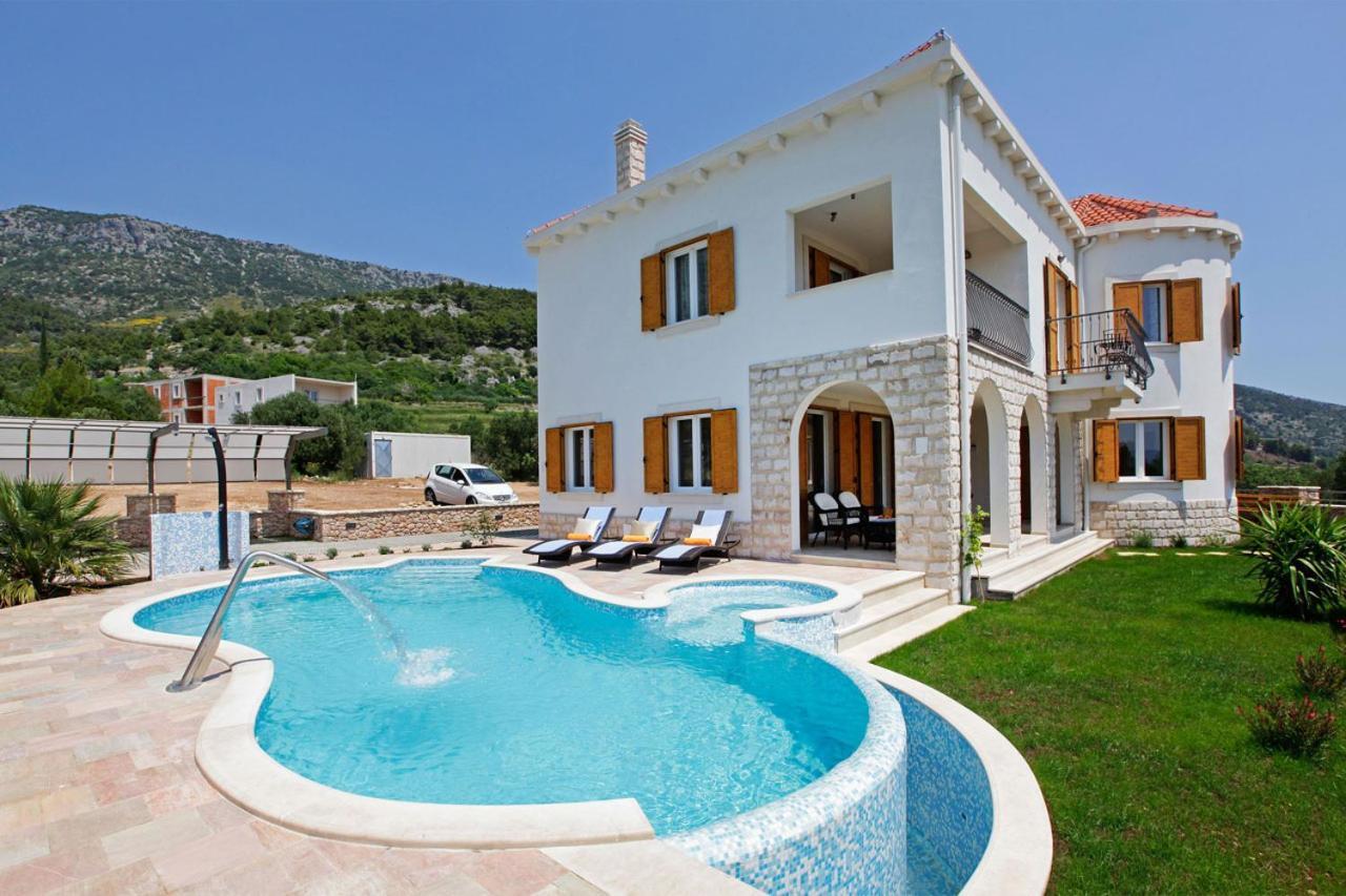 Villa Nera Bol Exterior foto