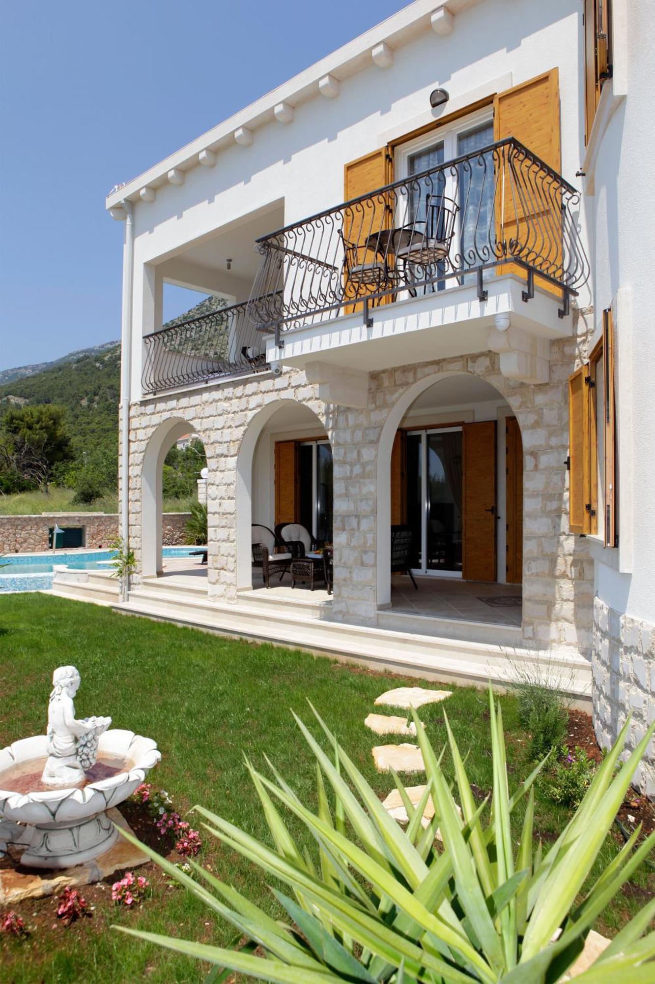 Villa Nera Bol Exterior foto