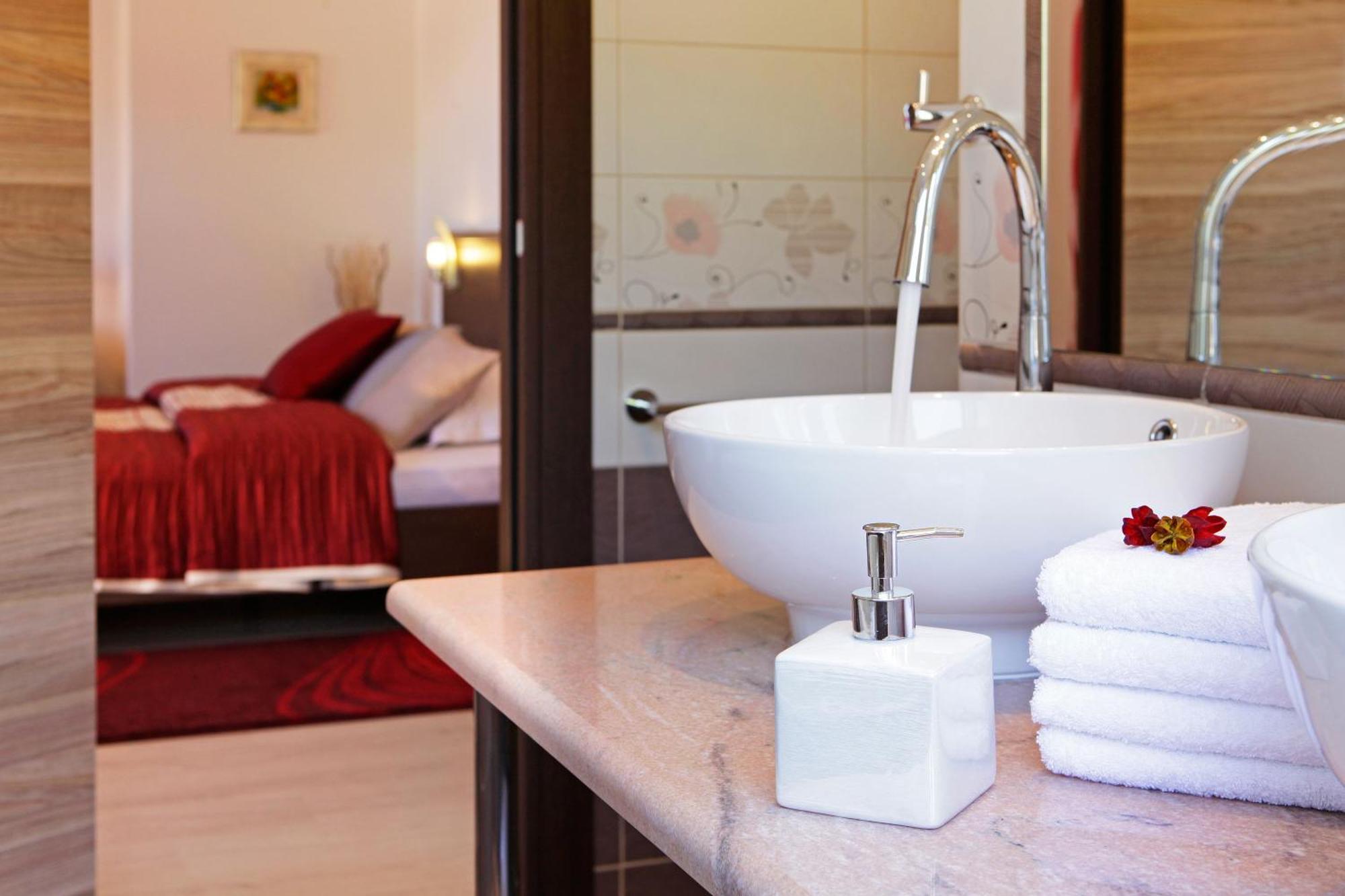 Villa Nera Bol Zimmer foto